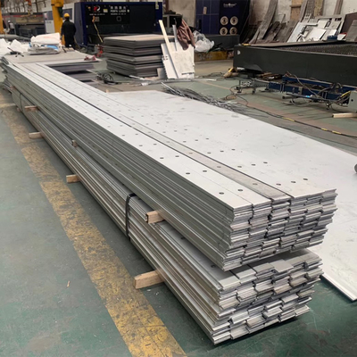 Square Cold Rolled Ss 304 Sheet 0.6mm 660HV200 Hardness